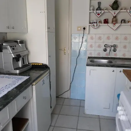 Szanti Apartman Балатонедерич